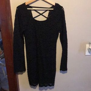 Cross cross back lace dress